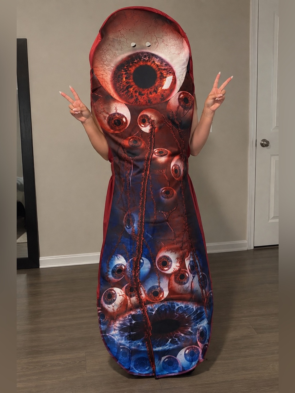 Dsplay Eyeballs Monster Halloween Costume Adult One Size NWT. One Of A Kind